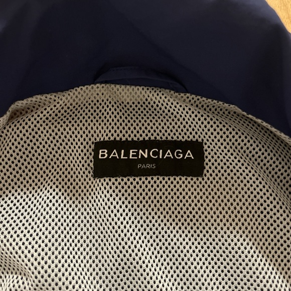 Balenciaga Windbreaker - Picture 5 of 7